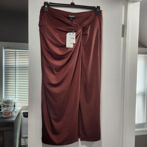 Express Body Contour Skirt